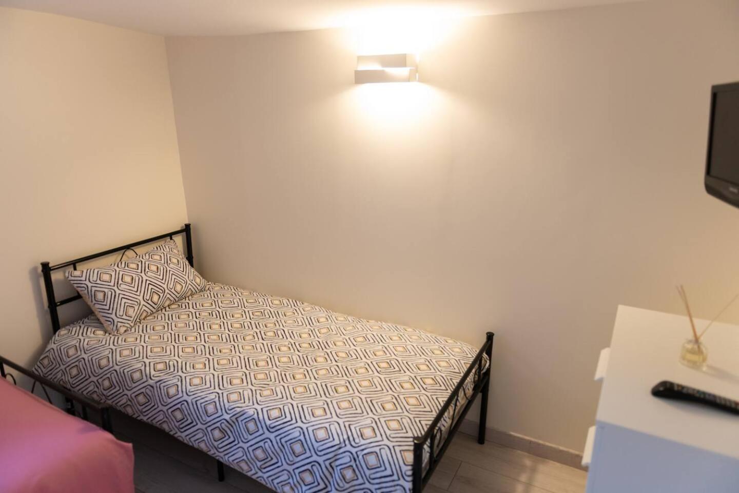 Gheddachi Apartment Gentilly Ngoại thất bức ảnh
