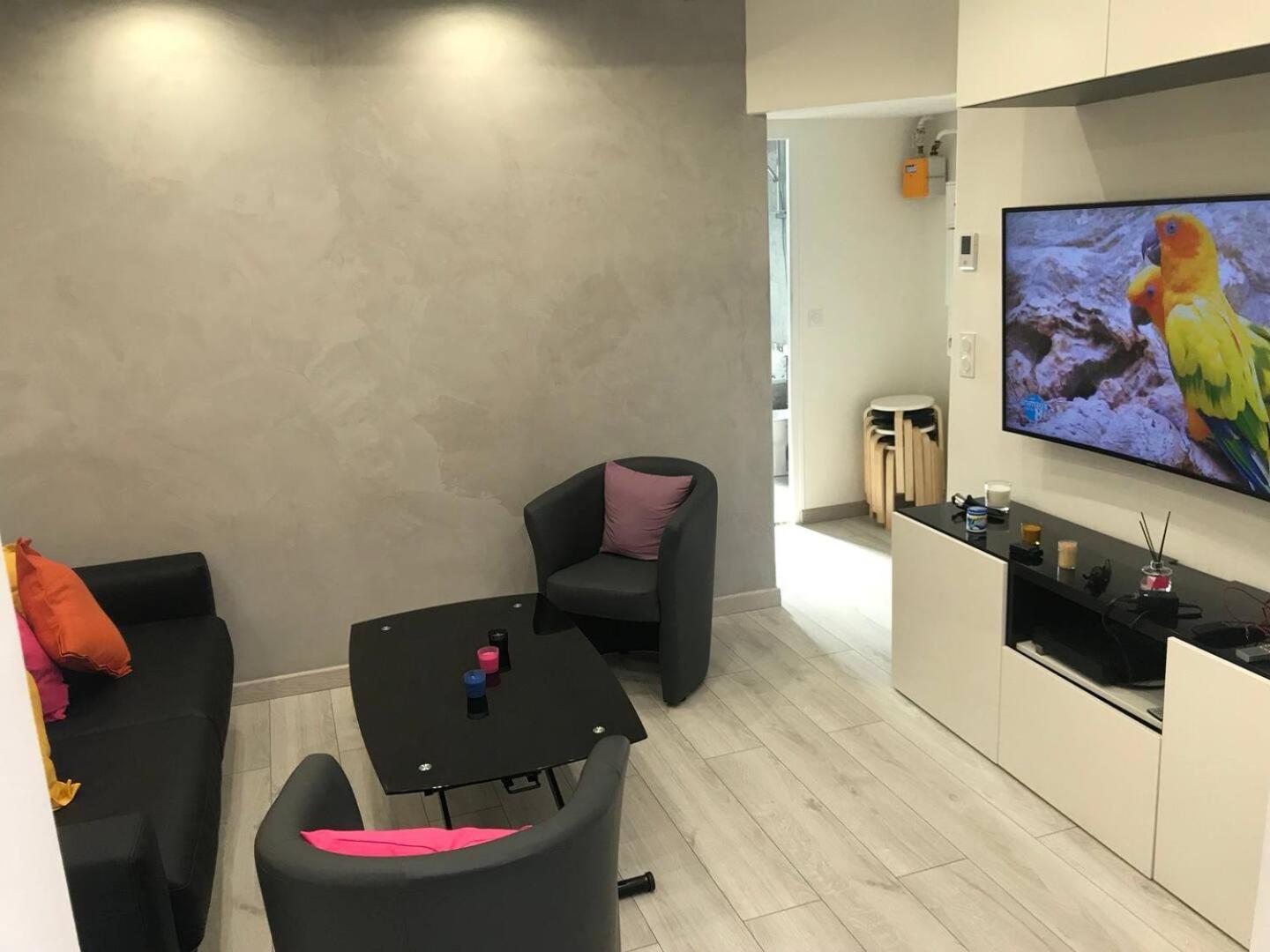 Gheddachi Apartment Gentilly Ngoại thất bức ảnh